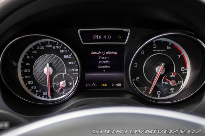 Mercedes-Benz CLA Kupé 45 AMG 4Matic / 265 2014