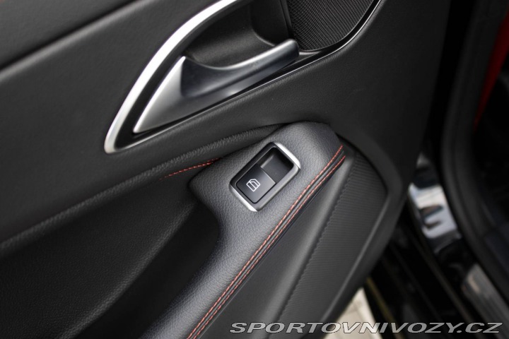 Mercedes-Benz CLA Kupé 45 AMG 4Matic / 265 2014