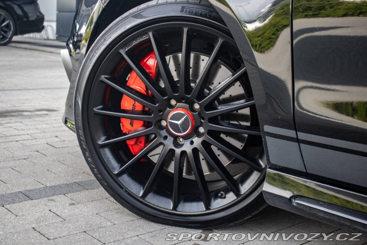 Mercedes-Benz CLA Kupé 45 AMG 4Matic / 265 2014