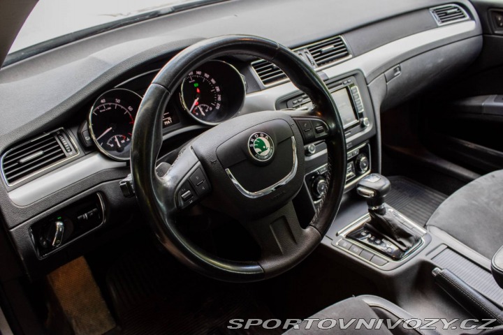 Škoda Superb 3.6 FSI V6 4x4 Elegance 2009