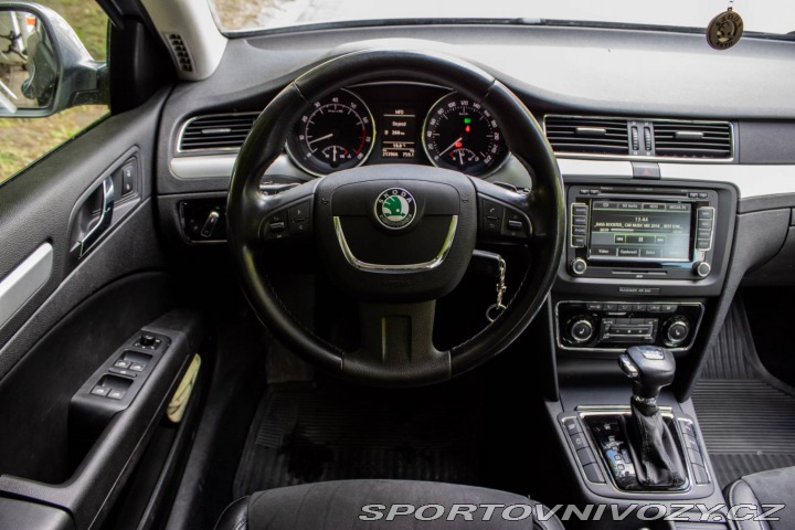 Škoda Superb 3.6 FSI V6 4x4 Elegance 2009