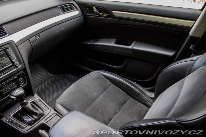 Škoda Superb 3.6 FSI V6 4x4 Elegance 2009