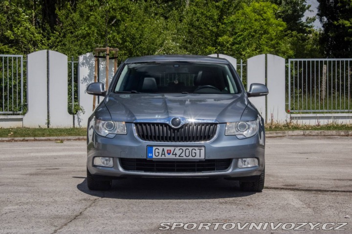 Škoda Superb 3.6 FSI V6 4x4 Elegance 2009