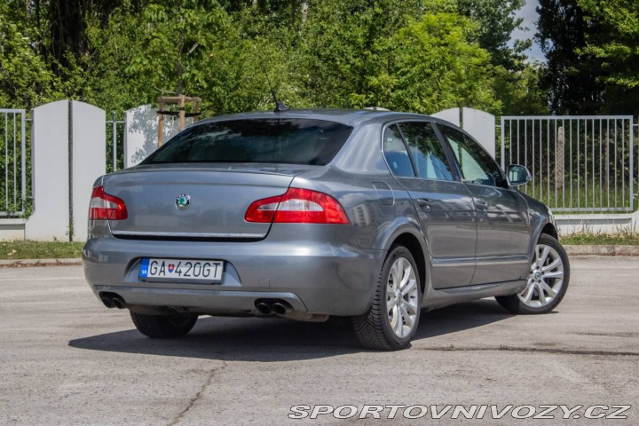 Škoda Superb 3.6 FSI V6 4x4 Elegance 2009