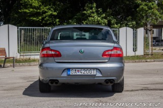 Škoda Superb 3.6 FSI V6 4x4 Elegance 2009