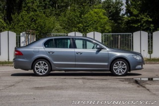 Škoda Superb 3.6 FSI V6 4x4 Elegance 2009