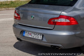 Škoda Superb 3.6 FSI V6 4x4 Elegance 2009