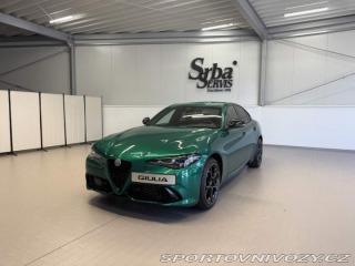 Alfa Romeo Giulia 2.0 Turbo 280k AT8 AWD  I 2025
