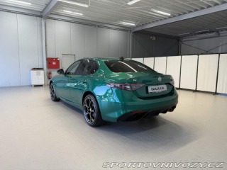 Alfa Romeo Giulia 2.0 Turbo 280k AT8 AWD  I 2025