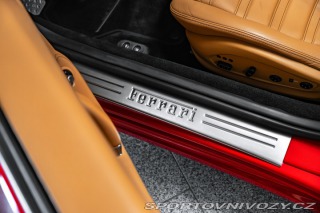 Ferrari California ROSSO CORSA/KAMERA/ 2010