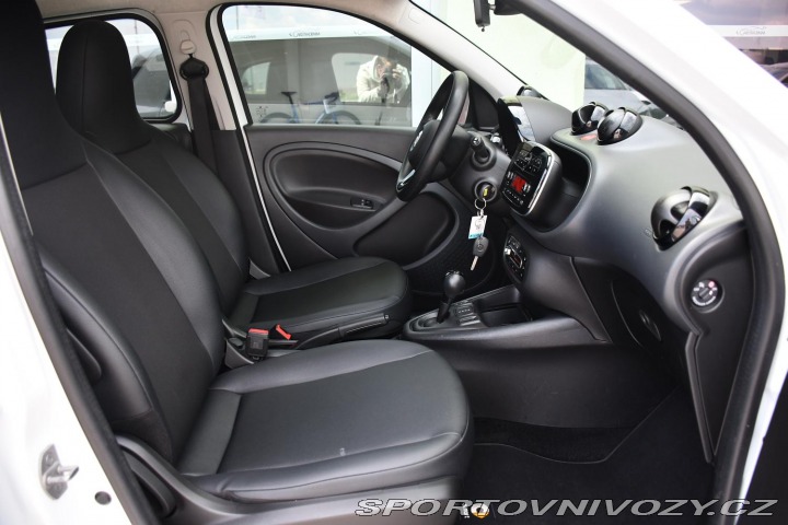 Smart Forfour EQ ESSENTIAL 5d 2022
