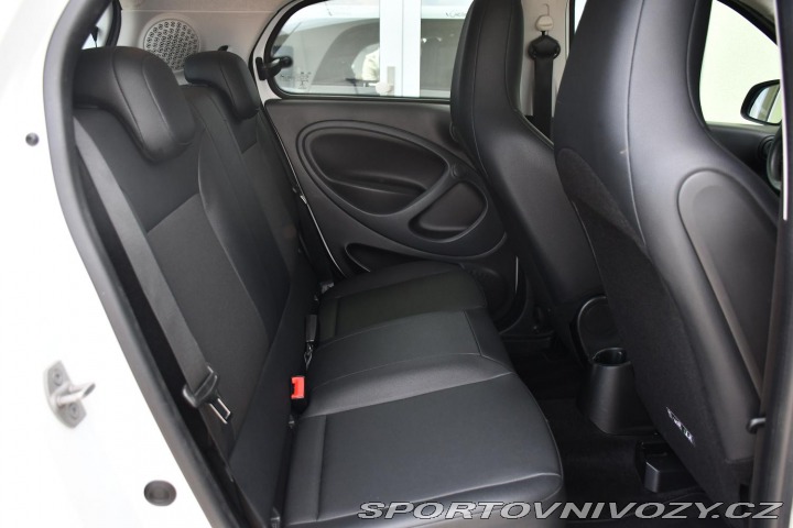Smart Forfour EQ ESSENTIAL 5d 2022