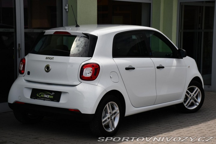 Smart Forfour EQ ESSENTIAL 5d 2022