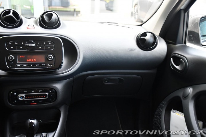 Smart Forfour EQ ESSENTIAL 5d 2022