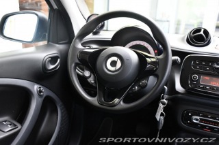 Smart Forfour EQ ESSENTIAL 5d 2022