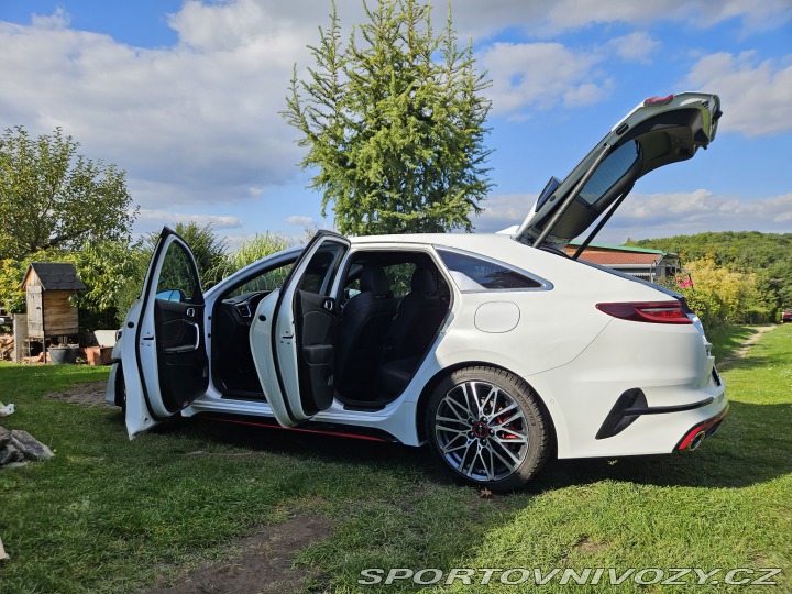 Kia ProCeed GT 1.6 150kW 2024