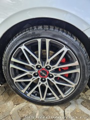 Kia ProCeed GT 1.6 150kW 2024