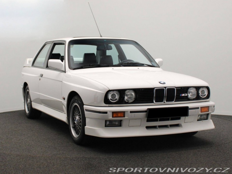 BMW M3 E30