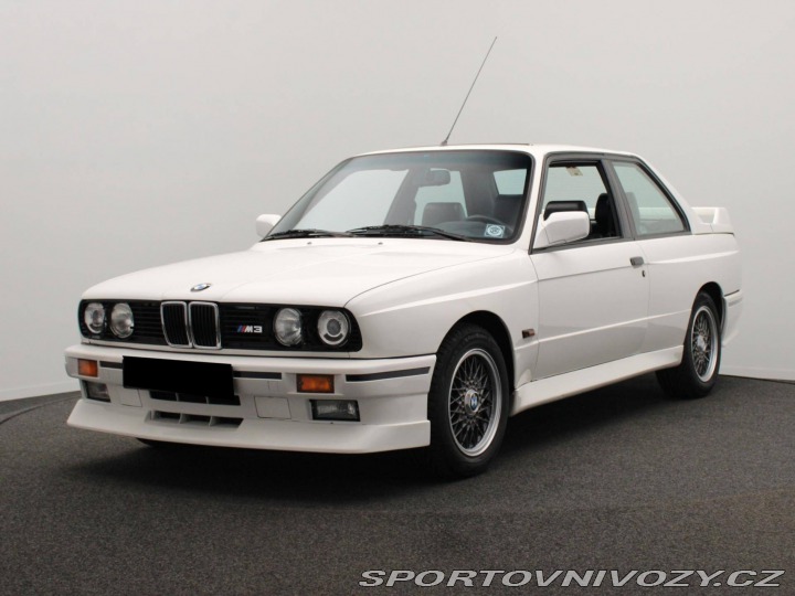 BMW M3 E30 1989