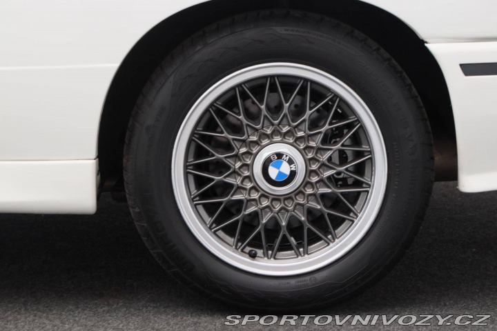 BMW M3 E30 1989