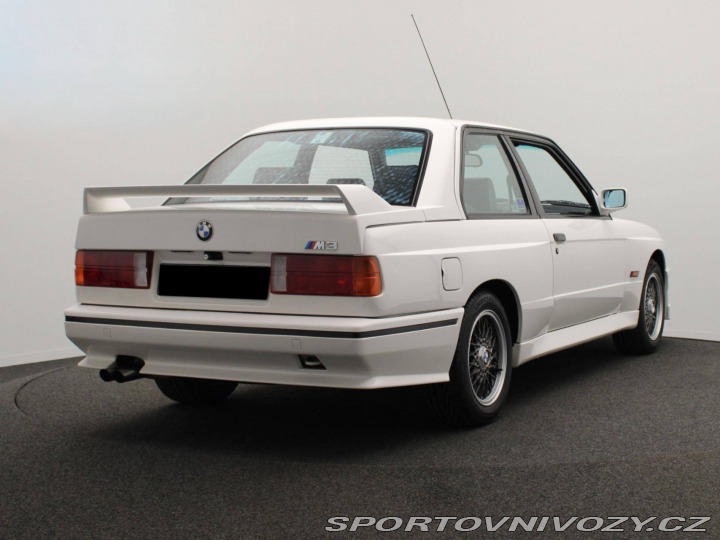 BMW M3 E30 1989