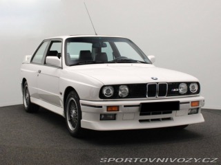 BMW M3 E30 1989
