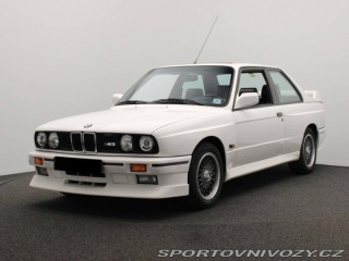 BMW M3 E30 1989