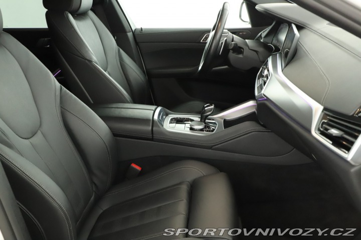BMW X6 xDrive40i 2021