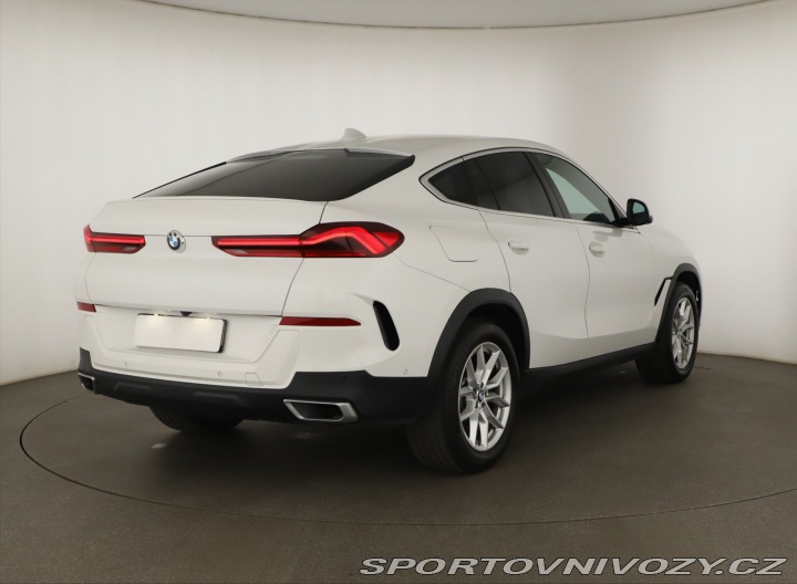 BMW X6 xDrive40i 2021