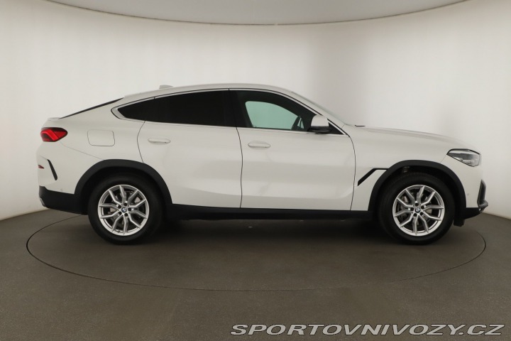 BMW X6 xDrive40i 2021