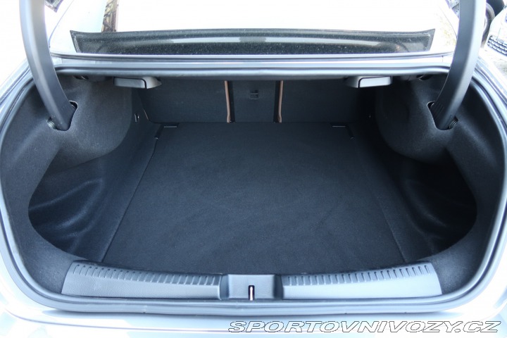 Mercedes-Benz CLA 200 2022