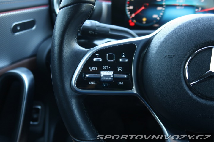 Mercedes-Benz CLA 200 2022