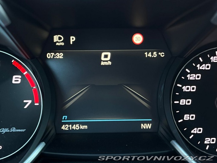 Alfa Romeo Giulia 2.0 Veloce 206kW (ODPOČET 2023