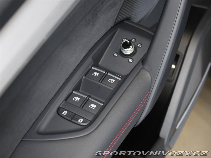 Audi Ostatní modely Q5 2,0 e55TFSi Q. S-Line B&a 2023