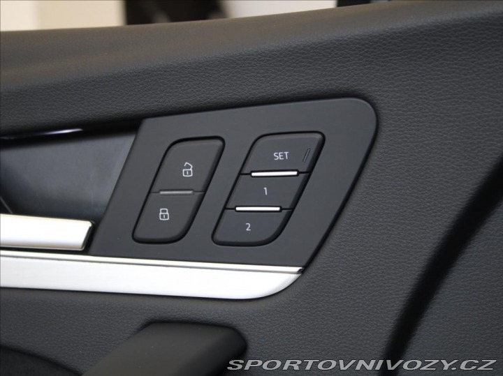 Audi Ostatní modely Q5 2,0 e55TFSi Q. S-Line B&a 2023