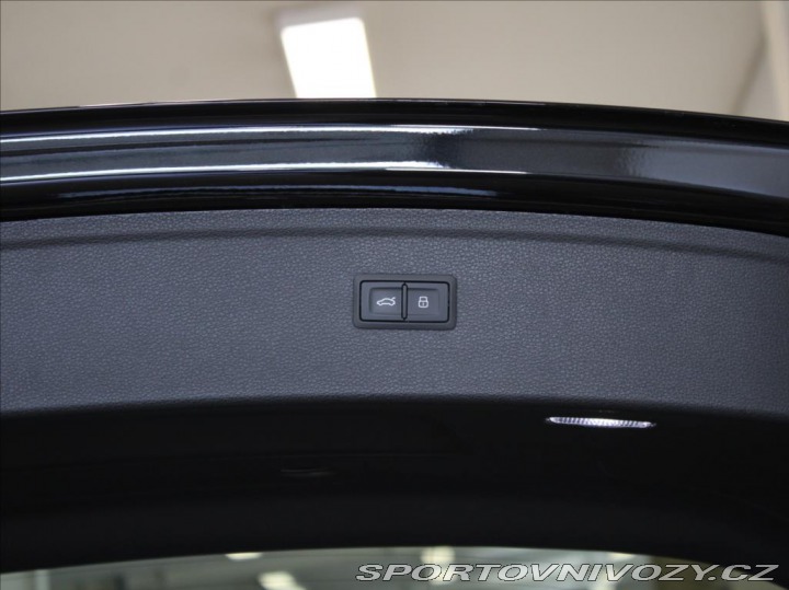 Audi Ostatní modely Q5 2,0 e55TFSi Q. S-Line B&a 2023
