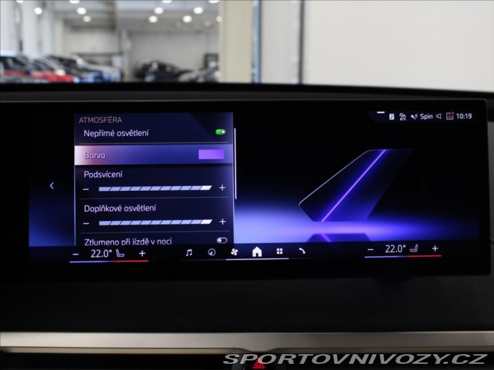BMW iX 0,1 xDrive50 H/K 1.maj.ČR 2023