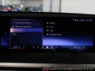 BMW iX 0,1 xDrive50 H/K 1.maj.ČR 2023