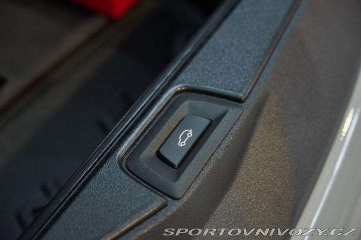 BMW X5 xDrive M60i mHEV A/T 2025