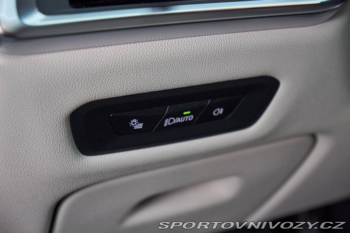 BMW X5 xDrive M60i mHEV A/T 2025