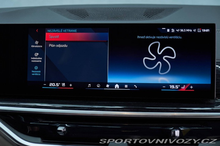 BMW X5 xDrive M60i mHEV A/T 2025