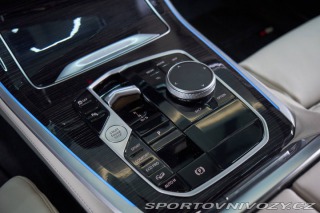 BMW X5 xDrive M60i mHEV A/T 2025