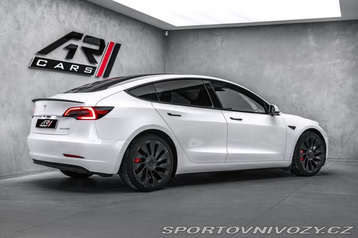 Tesla Model 3 Dual Motor Performance 2021