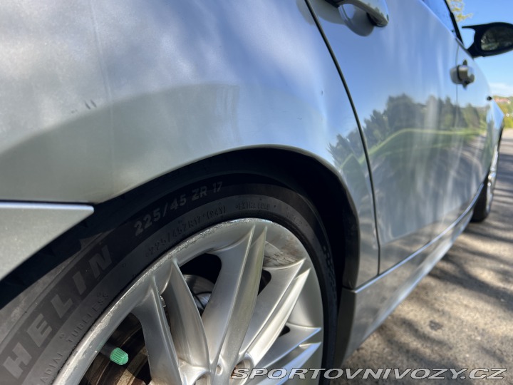 BMW 1 130i 2005