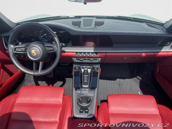Porsche 911 Carrera 2021