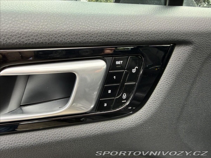 Porsche Cayenne 3.0 V6 Sport chrono 2018