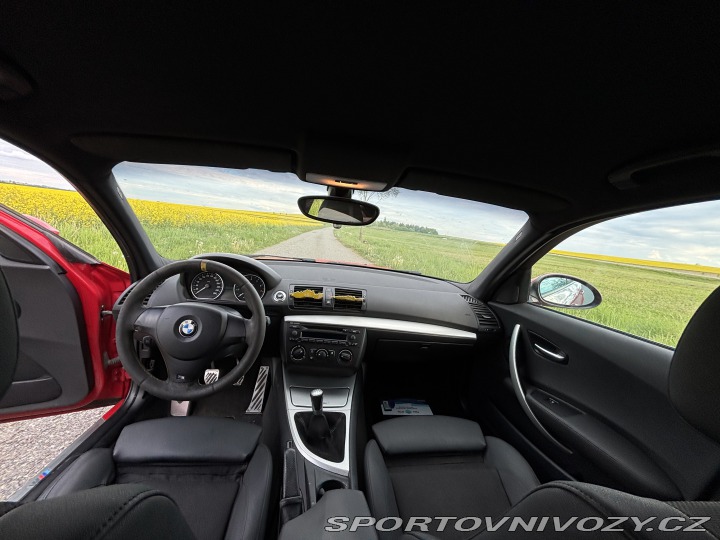 BMW 1 E87 130i 2006
