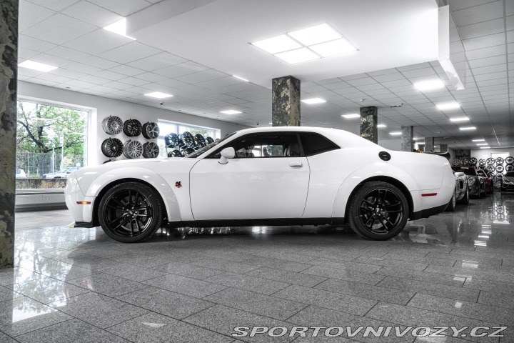 Dodge Challenger R/T 6.4 SCAT PACK 392 WID 2026