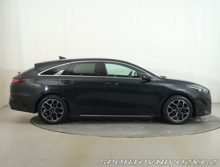 Kia ProCeed 1.5 T-GDI 2024