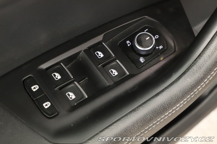 Volkswagen Ostatní modely Touareg R-Line 3.0 TDI 2020